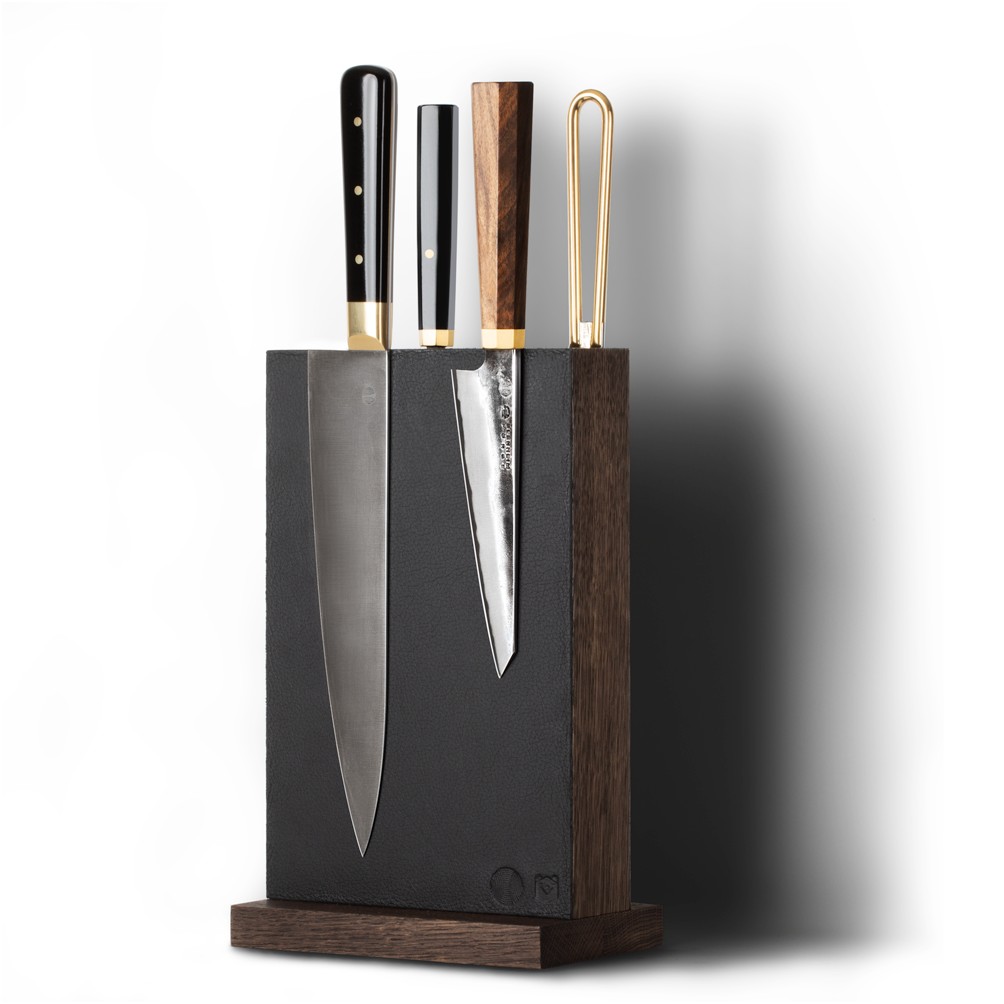 https://www.livingsteel626.com/433-home_default/leather-oak-magnetic-knife-block.jpg